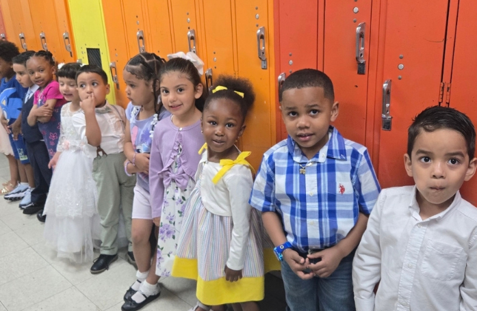  kids smiling